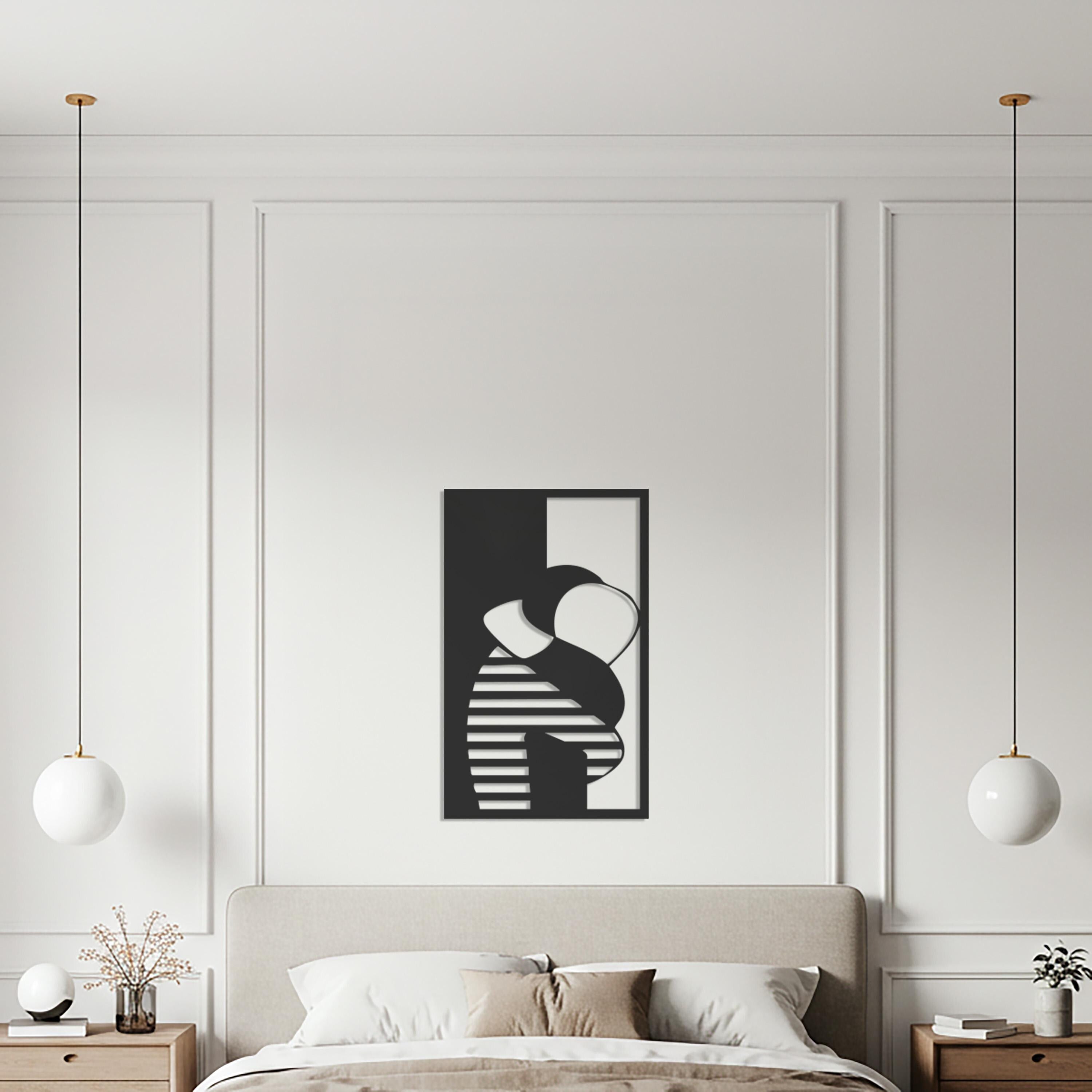 Valentine Abstract Couple Hug Metal Wall Art – Modern Love Decor
