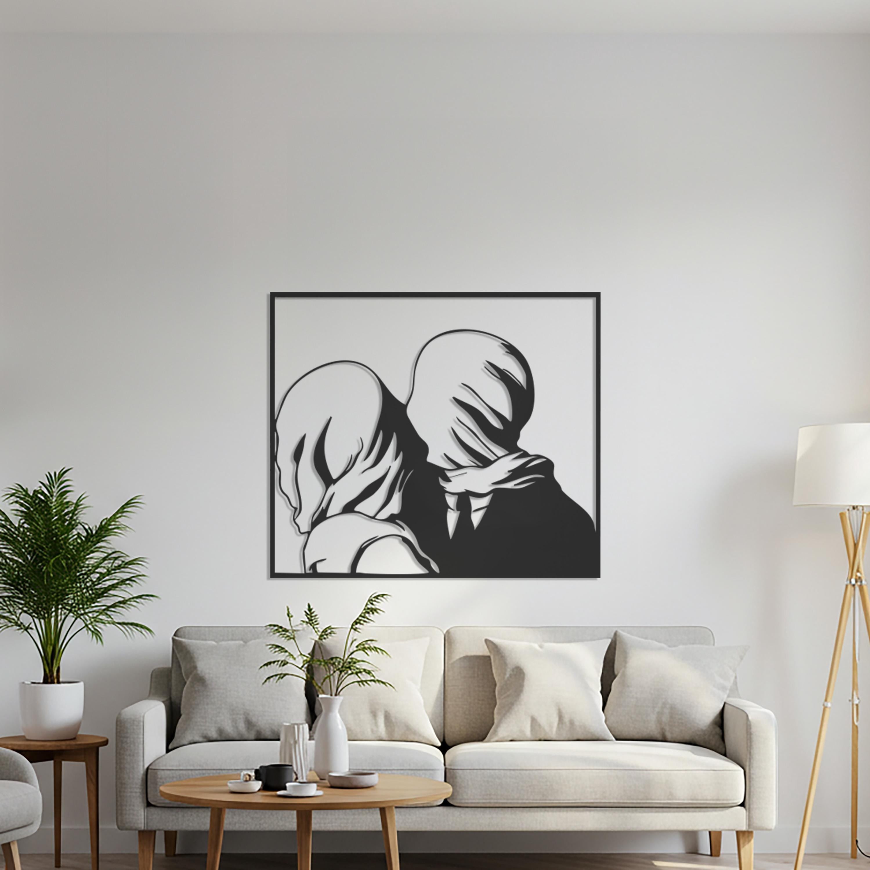 Valentine Lovers Kiss Metal Wall Art – Romantic Couple Gift