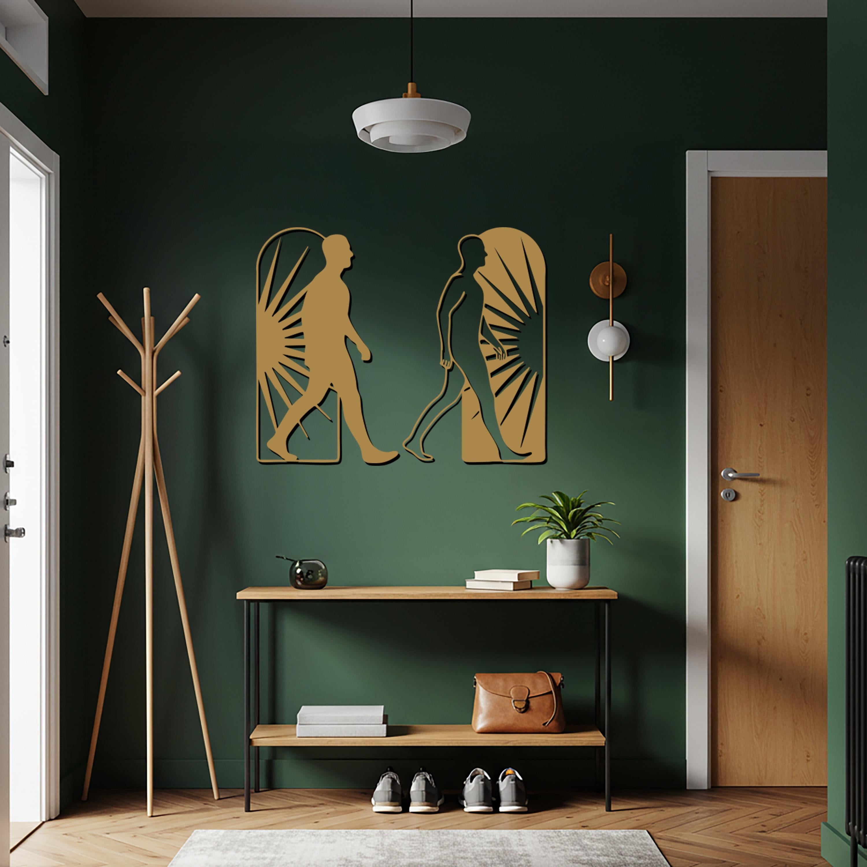 Minimalist Walking Figures Metal Wall Art – Sunburst Silhouette Decor
